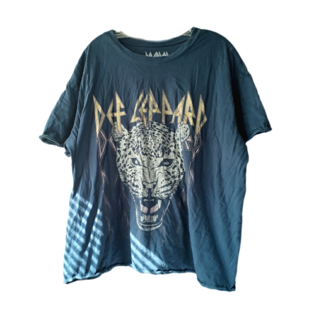 Deaf Leopard Band Style Fitted Tee Plus Size Torrid